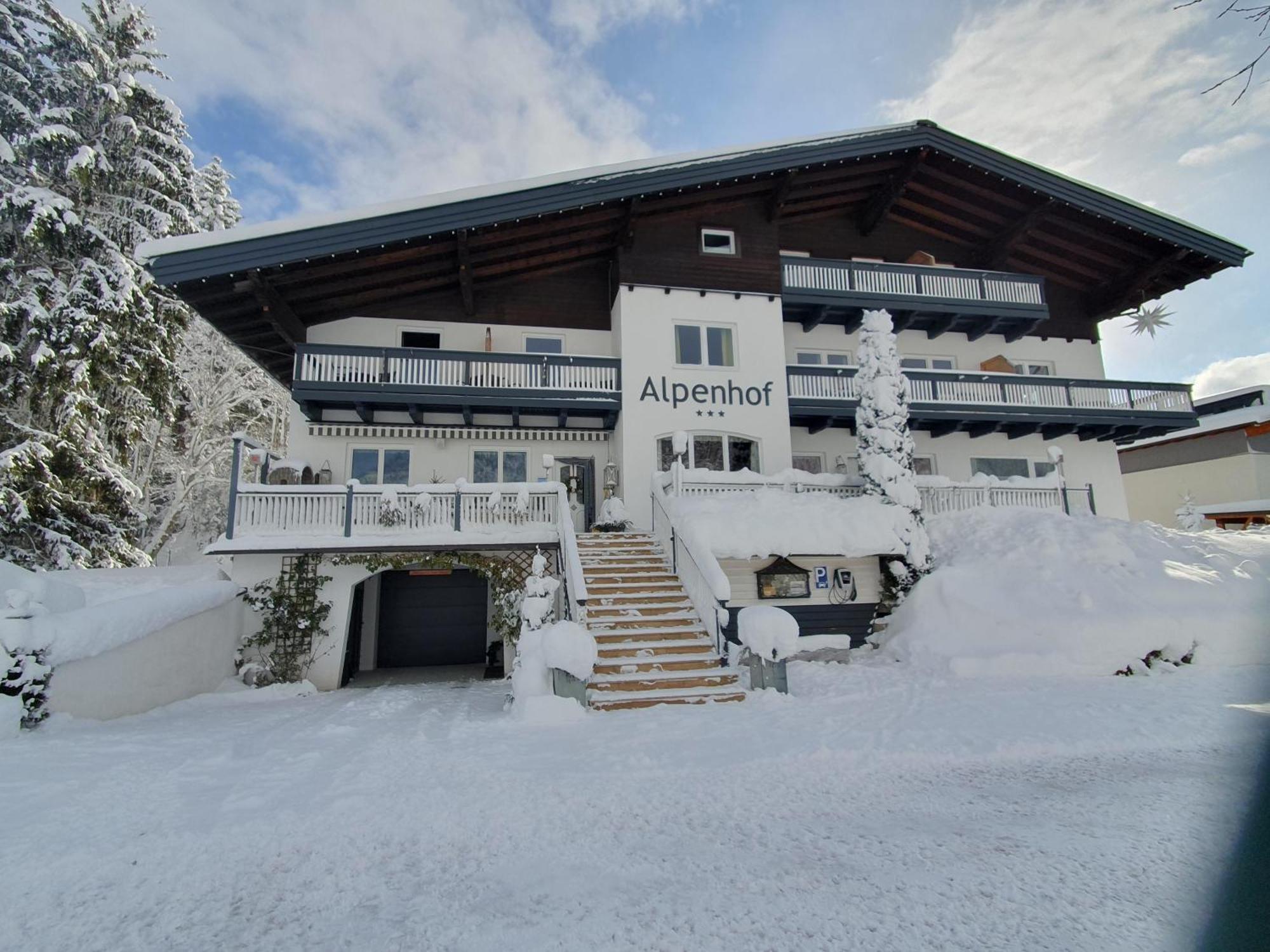 Alpenhof Hotel Sankt Martin am Tennengebirge Buitenkant foto